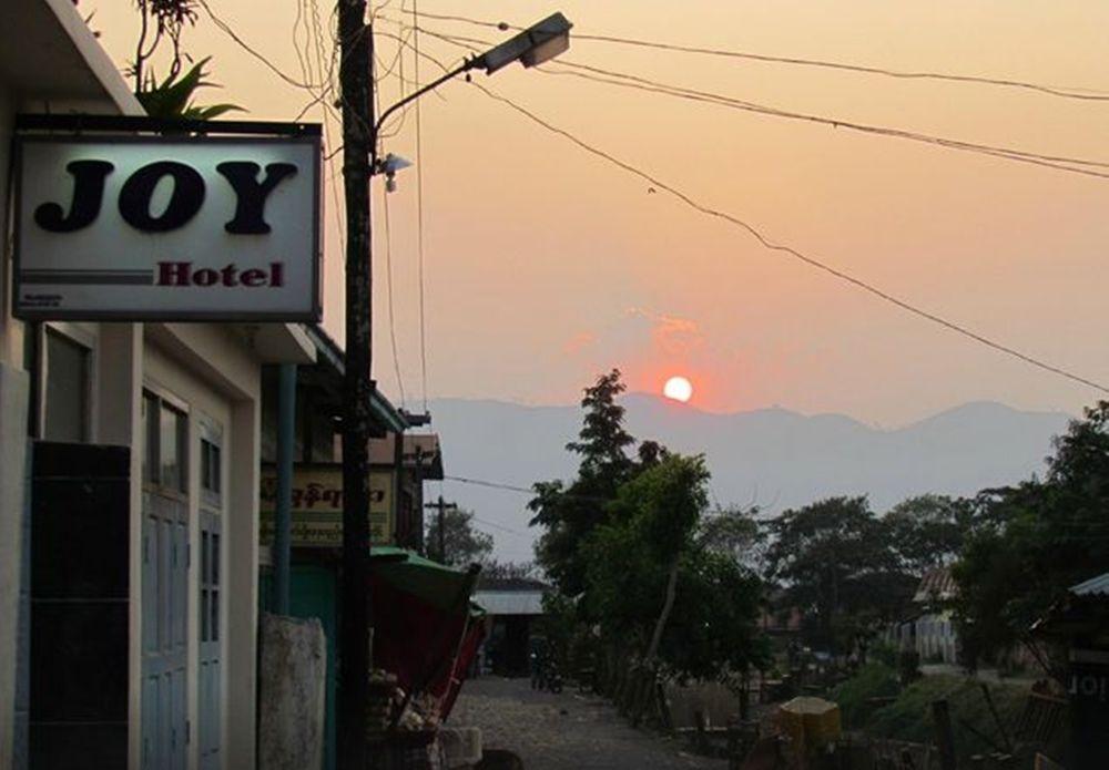 ניאונגשווה Joy Hotel מראה חיצוני תמונה